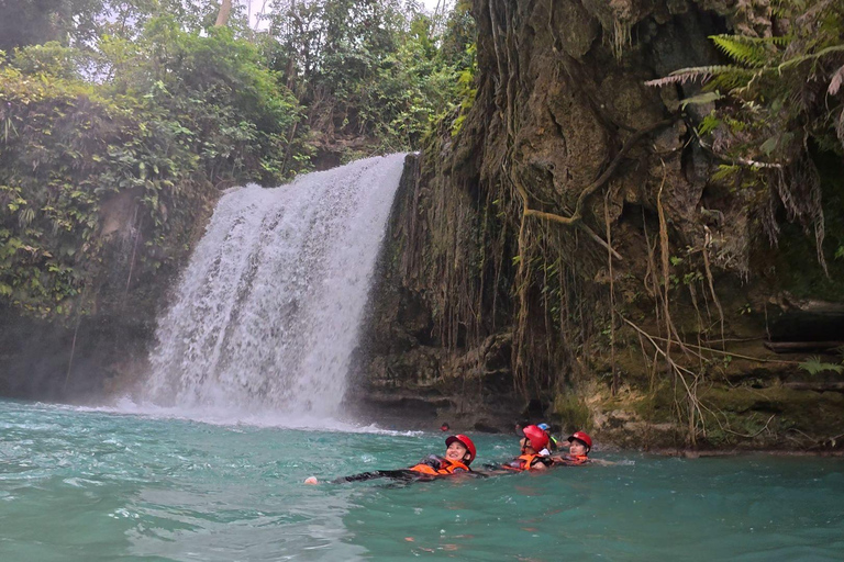 Cebu: Oslob Whaleshark Watching Canyoneering ritiro privato