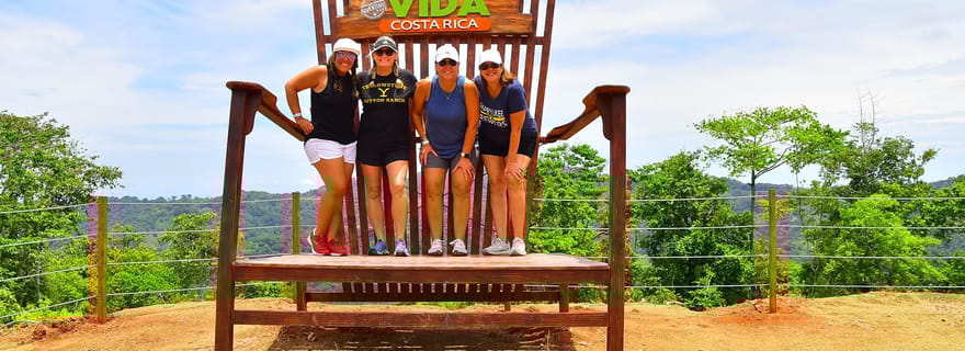 Jaco Beach : Journée complète de quad, de tyrolienne et d'équitation avec déjeuner
