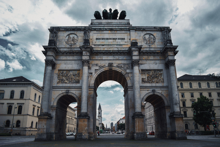 Munich: Private City Highlights Driving Tour with Pickup