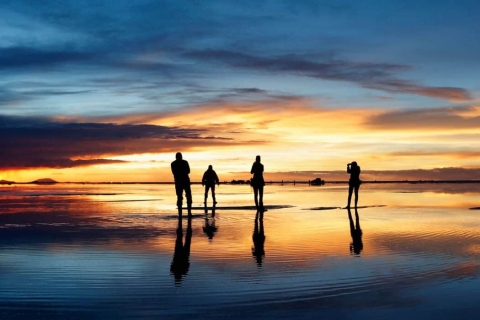Uyuni Salt Flat: Sunset + Night of Stars | Guide in English Salar de Uyuni sunset and Night of Stars | private tour |