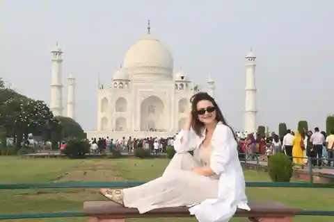 Da Delhi: escursione privata all'alba del Taj Mahal e del Forte di Agra