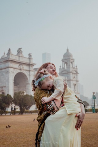 Visit Photo Shoot cum Walk in The City of Joy in Kolkata