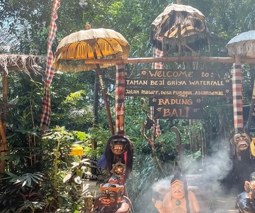 Bali : Tour della cascata di Taman Beji Griya e Ubud