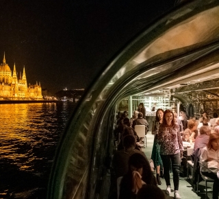 Budapest Dinner Cruises Comparison Chart
