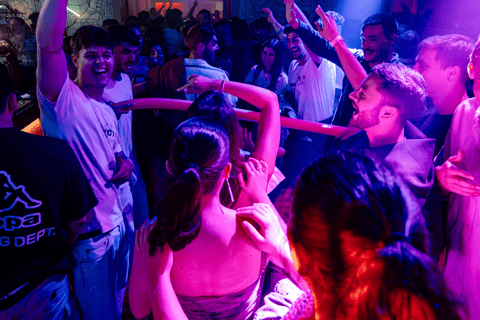 Porto: Crazy PubCrawl, 9 Drinks, Free Shots, Wild Games +VIP