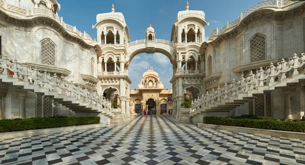 Von Mathura: Spirituelle Tagestour nach Mathura & Vrindavan