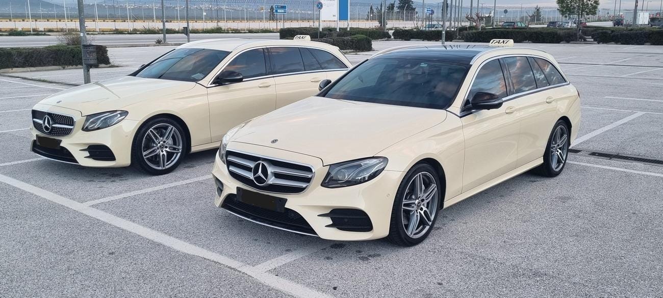Privater Flughafentransfer vom Hafen Piräus zum Flughafen Athen