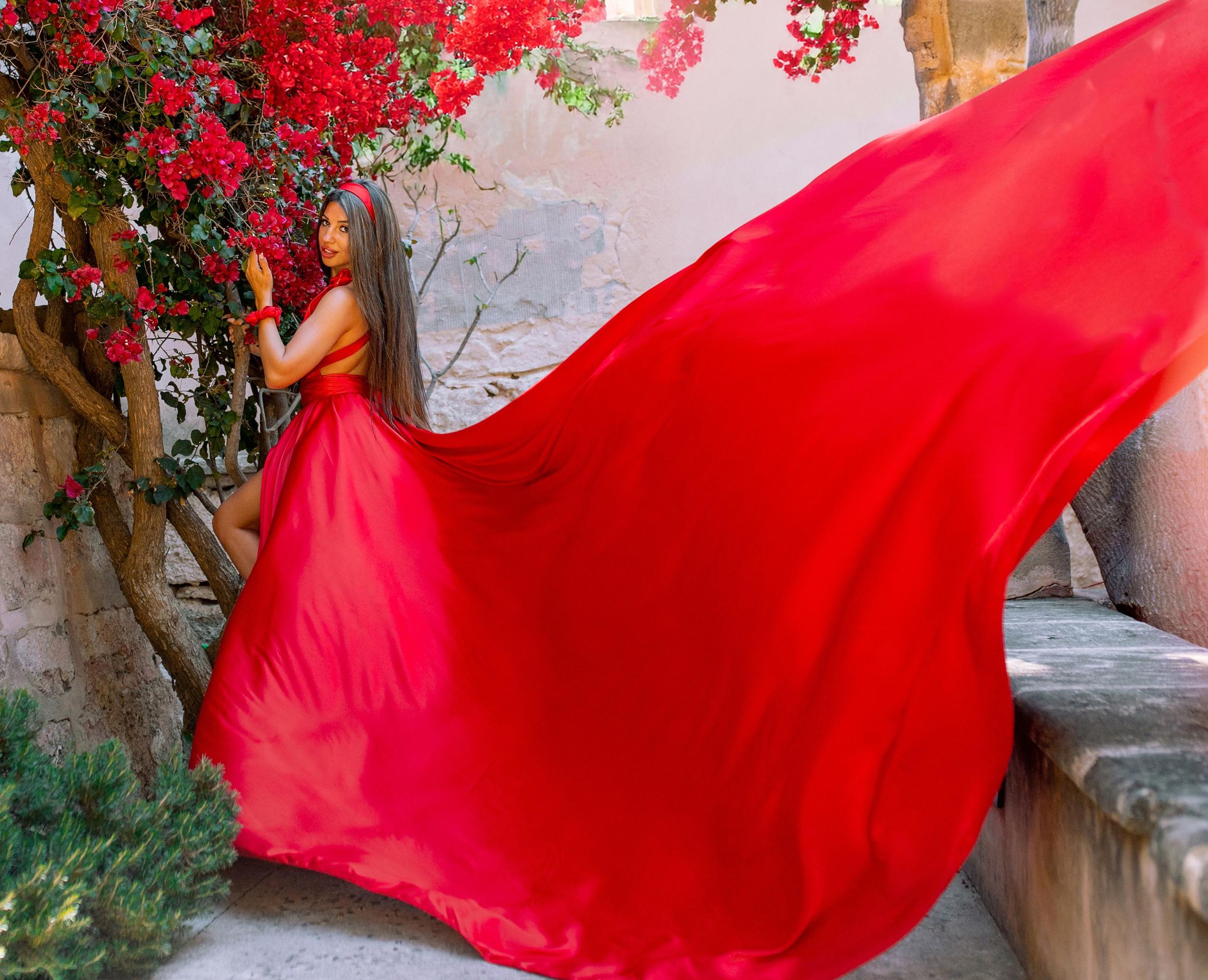 Palma de Mallorca: Fotoshooting mit wehendem Kleid und Fotografin