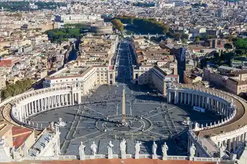 Escursione a terra a Civitavecchia: Giornata dedicata alla Roma storica e al Vaticano