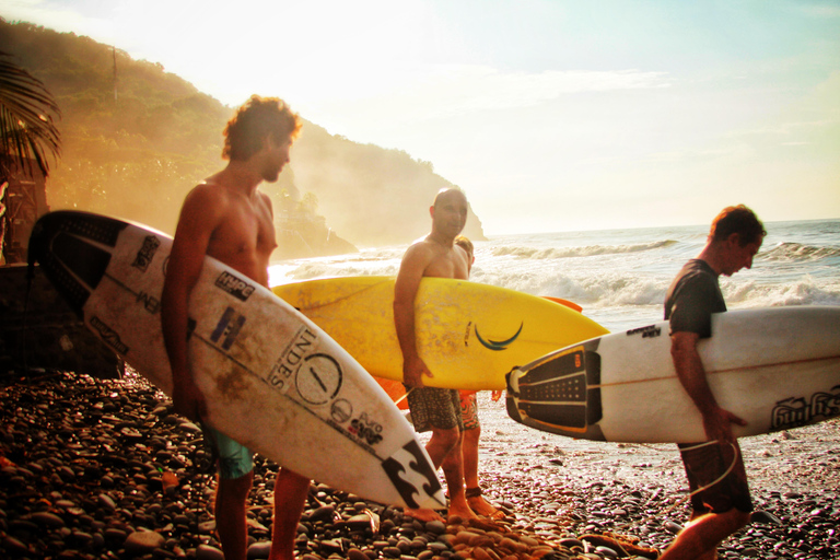 Sunset Park Amusement Park, El Zonte Beach, and Puerta del Diablo