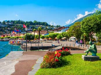 Locarno: Express Walk with a Local