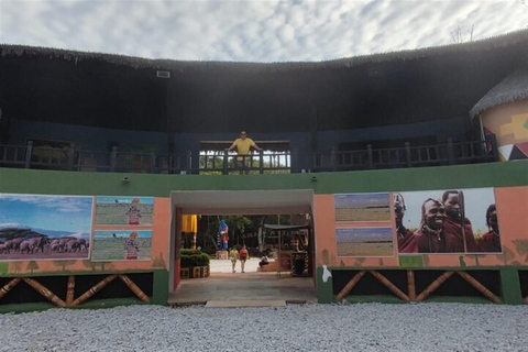 Medellín: Pablo Escobar Hacienda Napoles Full Day Tour