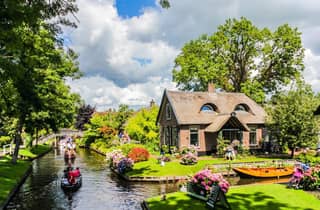 Von Amsterdam aus: Erkunde Giethoorn mit einer privaten Führung im Auto