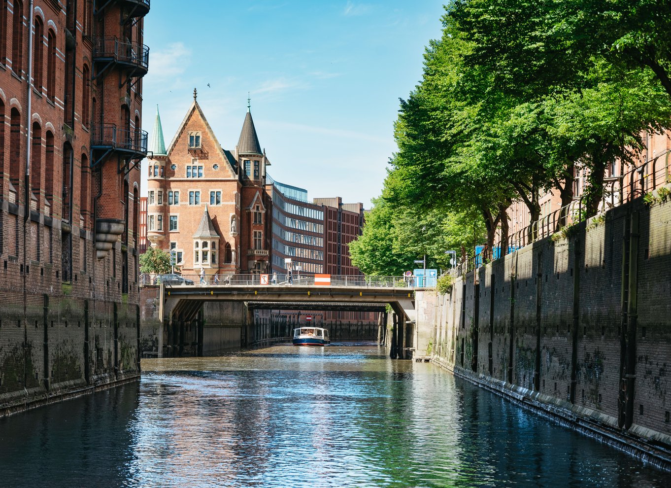 Hamborg: 1,5 times havnekrydstogt og Speicherstadt-dagskrydstogt