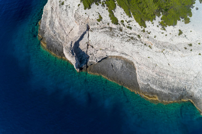 5 islands Private Boat Tour:Blue Cave,Hvar&Pakleni islands