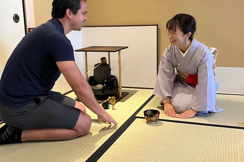 Experiencia Privada de la Ceremonia del Té en Hiroshima