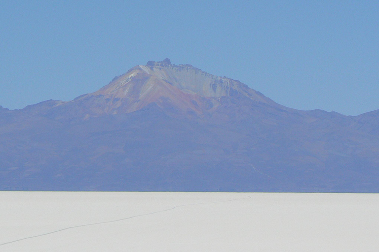 English guide Salar Uyuni 2D 1N. Tunupa Volcano Route