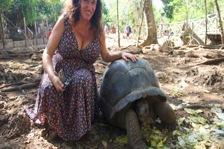 FROM NUNGWI/KENDWA:STONE TOWN, PRISON ISLAND & JOZANI FOREST Private tour include hotel pick up and drop off