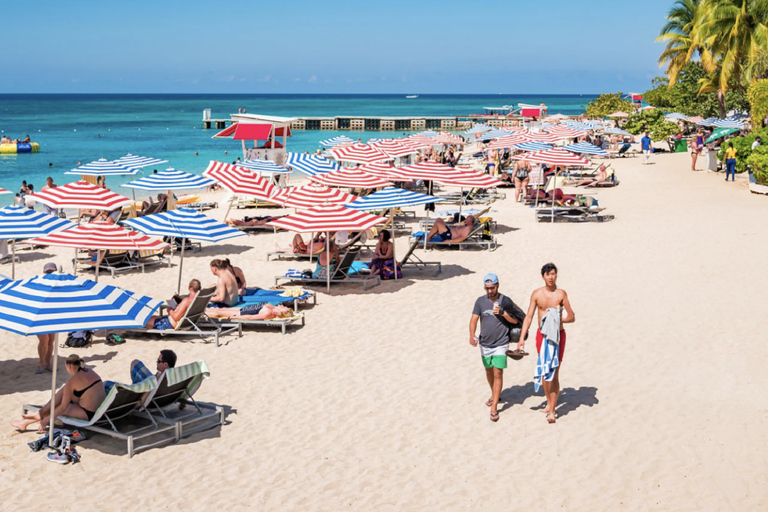 Van Ocho Rios: Enkele reis gedeelde transfer naar Montego Bay