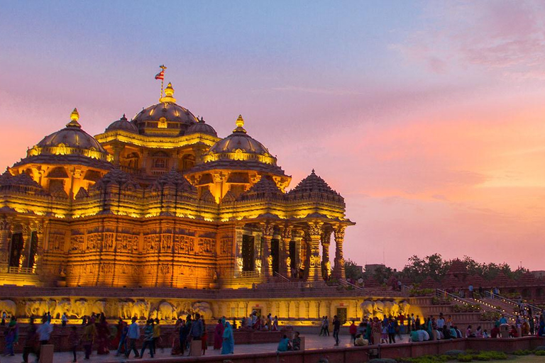 Delhi: tour espiritual com guia de turismo e transporte