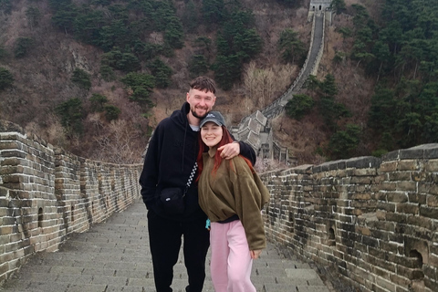 Beijing: Mutianyu Great Wall Private Tour with Tea Tasting Mutianyu Great Wall Private Tour with English Tourguide