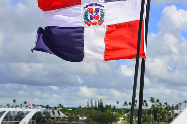 Catalina Island: All-Inclusive Boat Excursion Punta Cana: Catalina Island, an all-inclusive boat excursion