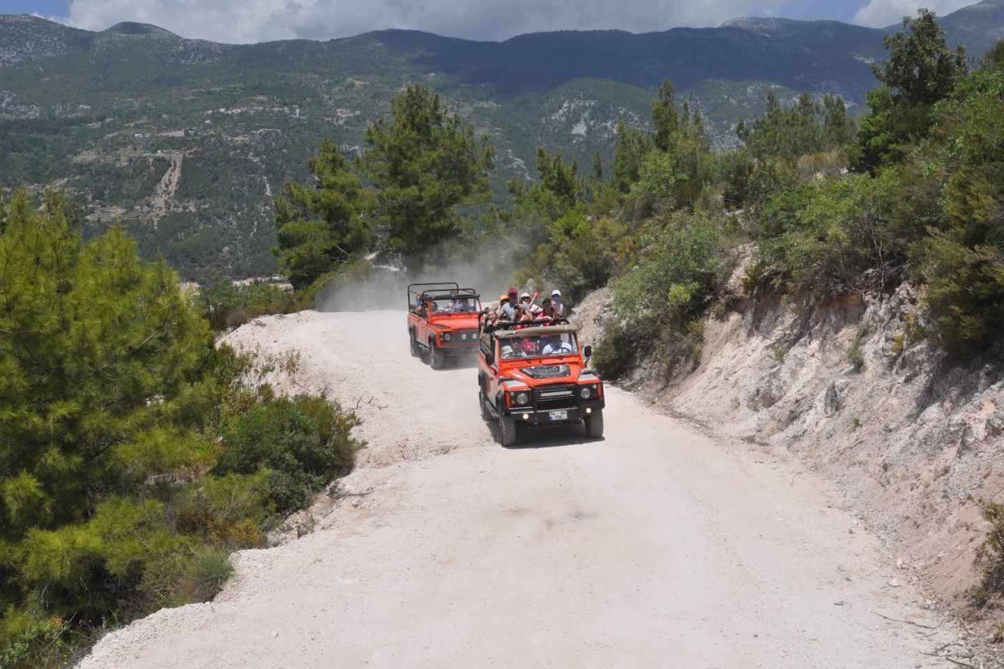 Alanya Jeep Safari: Dim Cave, River & Nature Adventure