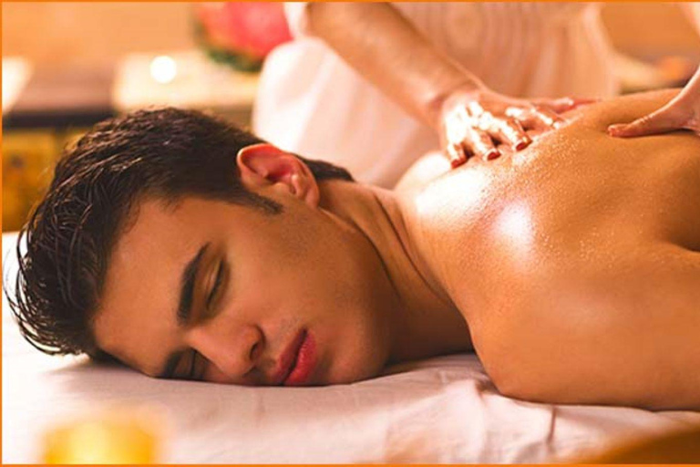 Bodrum: Turkish Bath with Oil Massage and Hotel Pickup