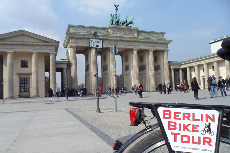 Berlín: tour privado en bicicleta por el centro de la ciudad