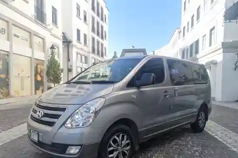 Private Transfer: Guatemala City ⇄ Antigua - One-Way