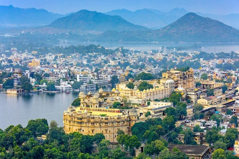 From Delhi: 7-Day Private Golden Triangle Tour with Udaipur Private Tour with Car, Driver and Tour Guide Only