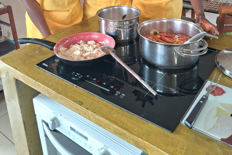Salvador: Brazilian Cooking Class with Unlimited Caipirinhas