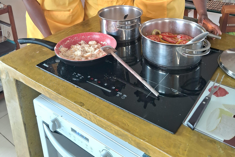 Salvador: Brazilian Cooking Class with Unlimited Caipirinhas
