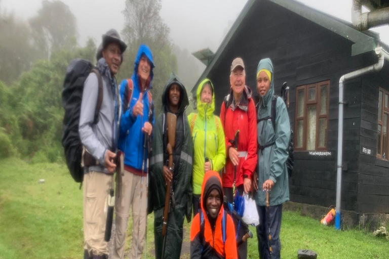 Arusha: Mount Meru 3-Tages-Besteigung mit UnterkunftArusha: 4-tägige Besteigung des Mount Meru mit Unterkunft