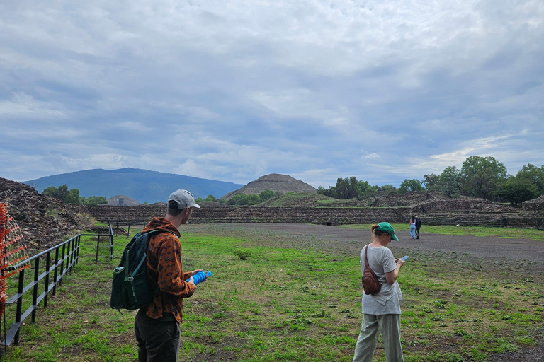 Excursão a Teotihuacan com serviço de busca no Parque México