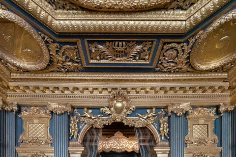 Stockholm: Grand Drottningholm and Gripsholm Castles Tour