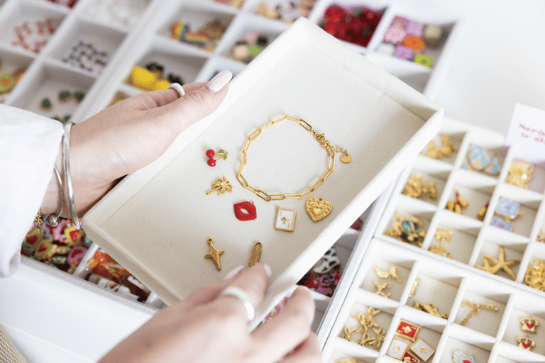 Vilnius: Charmié Studios Jewelry and Accessories Workshop