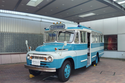 Toyota Automobile Museum & Historic Cars in Motion Departure from Nagoya Station