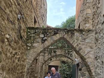 Barcelone : Visite de Besalu, Peratallada et consorts