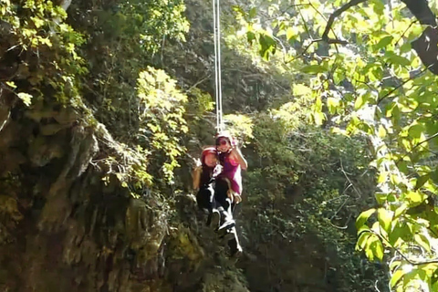 Yogyakarta: Jomblang Cave and Pindul Cave Adventure TourJogajakarta: Jaskinia Jomblang i wycieczka przygodowa do jaskini Pindul