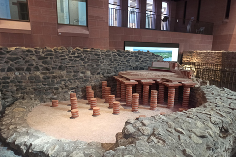 Walking Tour Frankfurt in the Old Town with a local guide Frankfurt: Old Town Walking Tour with Local Guide