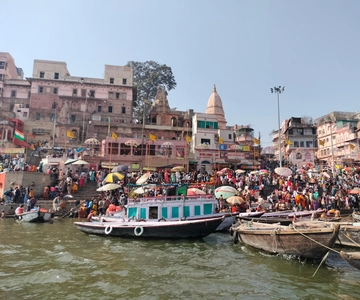Tourist Guide English & Spanish Varanasi/Benares