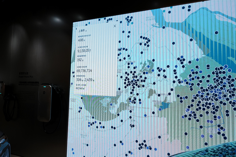 شنغهاي: جولة اكتشاف التكنولوجيا مع ركوب سيارة بدون سائق