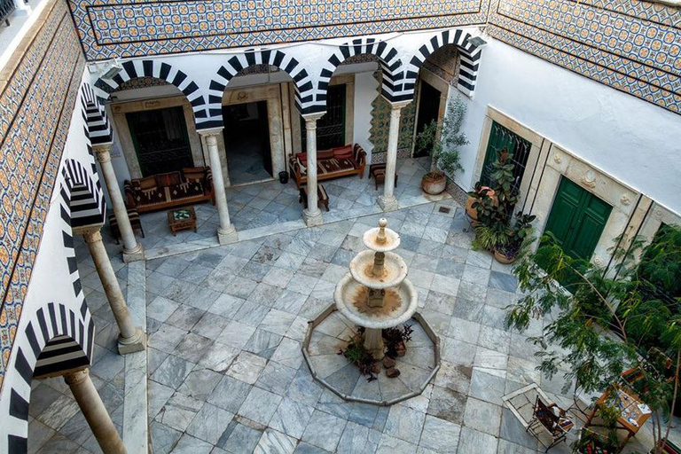 Tunis: Medina & Bardo Museum Private Tour with Tickets