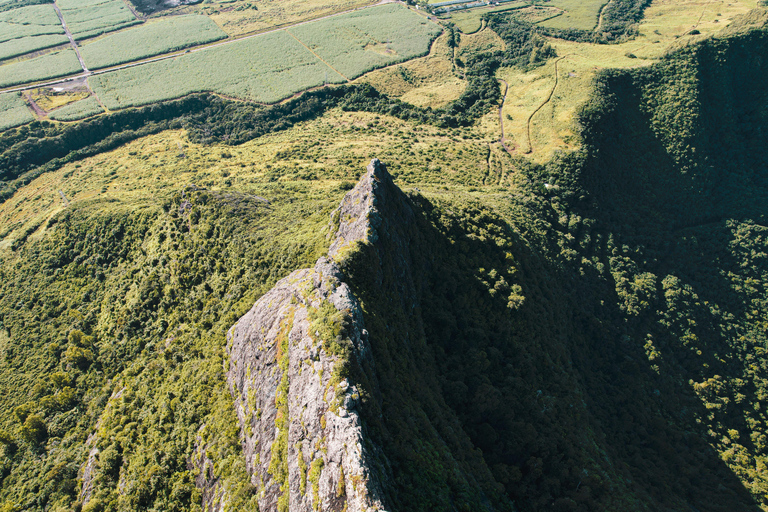 Mauritius: Wandern und Klettern auf dem Berg Trois Mamelles