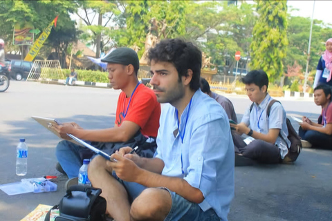 TravelSketch Yogyakarta: tour guiado a pie y dibujo