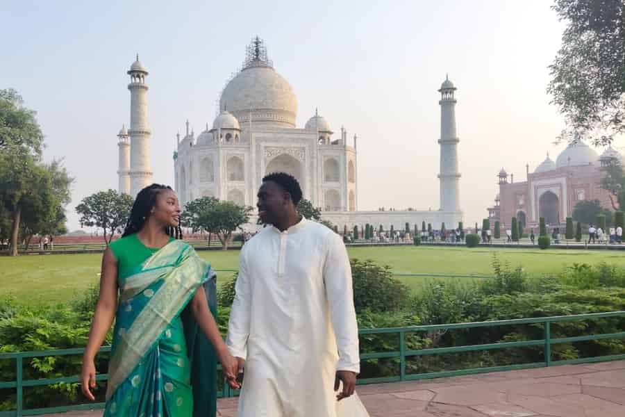 Von Delhi: Private Tour zum Taj Mahal und nach Agra mit dem SuperFast-Zug. Foto: GetYourGuide