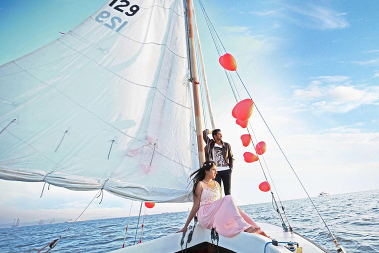 Mumbai: Cruzeiro privado de iate com snacksMumbai: Cruzeiro privado num iate com lanches