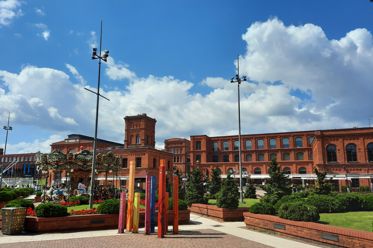 Lodz: Standard Walking Tour – 2 Hours of Urban Stories