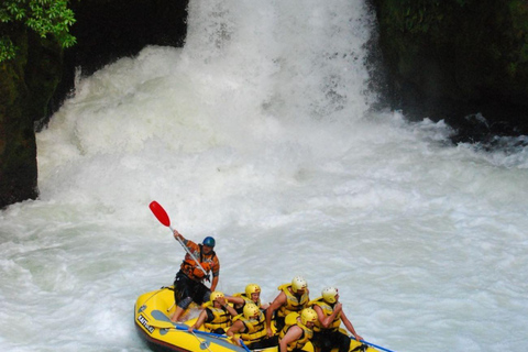 Jinja: Nile River Whitewater Rafting with Lunch